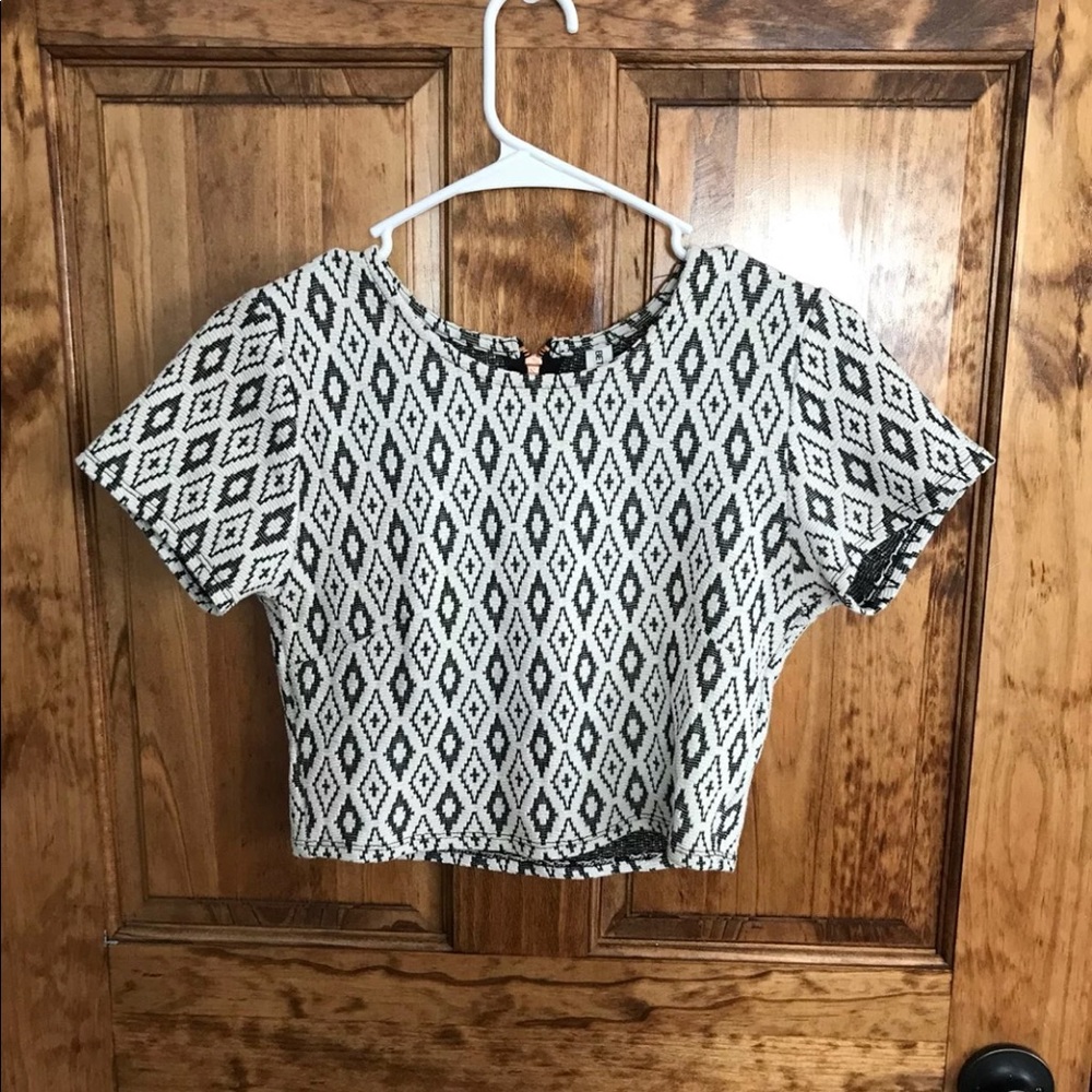 bethany mota crop top